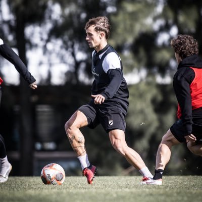⚽️ Jugador de fútbol . Ex @RacingClub, @FCCartagena_efs, @AntequeraCF @PFCChernoMore e internacional sub-17 @Argentina | 🇦🇷BsAs - Varna🇧🇬