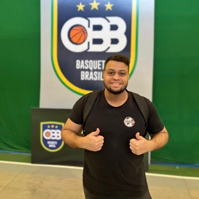 Jornalista formado pela ESPM e fã de pudim. Cobertura do NBB você encontra aqui. Falo algumas bobagens de outros assuntos tbm. Instagram: @basquete_pelomundo.