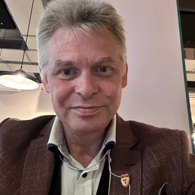 Consult_Sasse's profile picture. 🇦🇹A.E.I.O.U. (Austria erit in orbe ultima) aber auch: „Bella gerant alii, tu felix Austria nube.“ Herzenssache: 👉#meineSprachestirbt