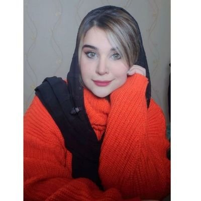 fatma9778's profile picture. یه میکروبیولوژیست که از آزمایشگاه خستس الان فروشگاه آرایشی بهداشتی داره و روزمرگی هاشو میزنه✨️