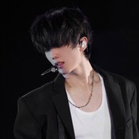 eris 🧞♂️ (@codejjongie) 's Twitter Profile