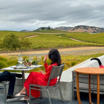 zskky44975455's profile picture. With kindness in my heart and a serious approach to life, I hope to share the extraordinary within the ordinary with you. Being alone is fine, but being with so