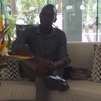 Young influencer (@ochukaw) 's Twitter Profile