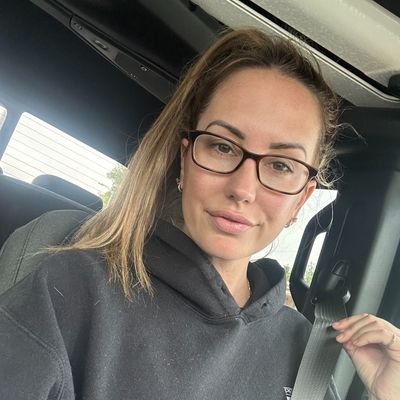 arianaosborne60's profile picture. Not here for long