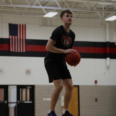 Riley Edwards Profile