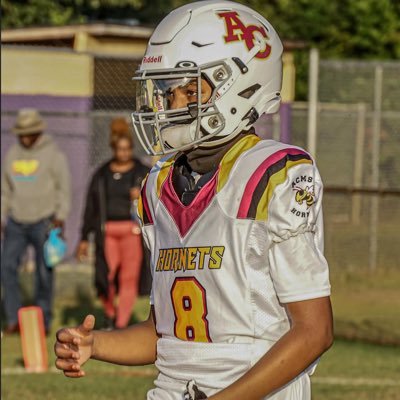C/O 2029š|š910 | 71st High School | 6ā1 188 Ib | Honor Roll Student | Positions:šWr/Cb, ā¾ļø1st Base & 3rd base, šGuard & Small Forward