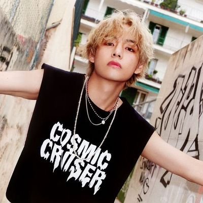 professional kim taehyung lover ❀ i write fics sometimes @9597land