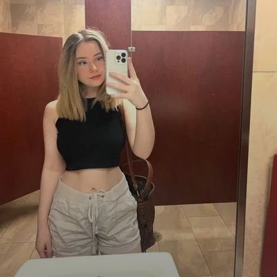 I'm here for fun Dm me if you're serious for hookup and sexy contents no scams please 🙏🤤😘