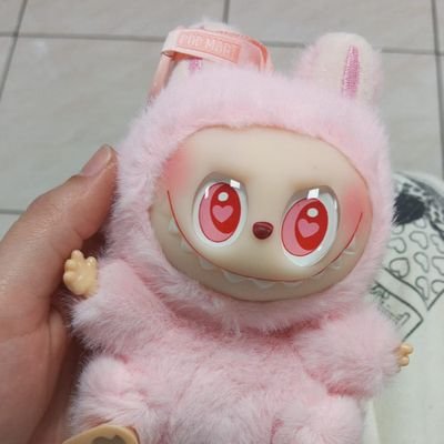 metalsam6's profile picture. hola🏵💫🫰