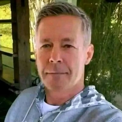 I'm a retired 4 star general,in United States Army and former Delta Force commander who served as the final commander NATO's Resolute support mission