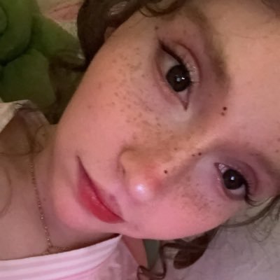 NSFW 18+ | 5'6 trans girl am available 🏳️⚧️ 💕