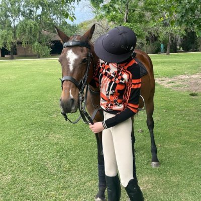 Currently living in Miami, passionate about equestrianism🏇 Galloping on the track🏇, pursuing freedom and elegance. 🐎