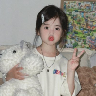 日本語を勉強してニュースアカウントを見ます。🎀
日本語でツイートすることにしました。 🎌
食べ物と旅行
私も日本語の練習を手伝ってもらえると嬉しいです。(ಥ _ ಥ)
新しい人と知り合うのも楽しいですね,ハハハ😀
よろしくお願いします🙇🏻♀️