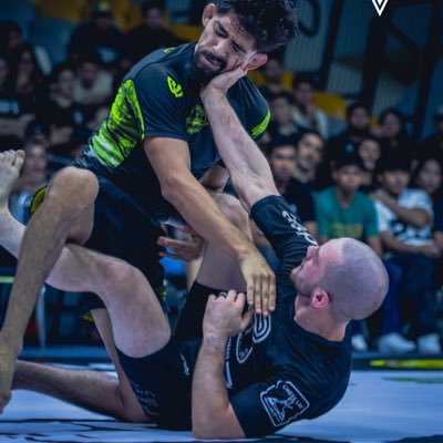 BJJ Black Belt. FCFF Flyweight Champion. Head Professor ChessLab Gresham. Coach @ ATT Portland & FSBJJ Vancouver. 4-1 MMA, 1-0 Kickboxing. Team Albino & Preto