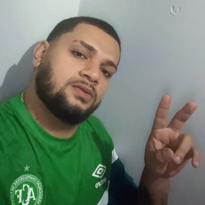 Viver é Cristo morrer é lucro ✝️ @Fluminense 🇭🇺 @Bucks 🫎