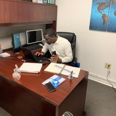 shawn_mugabiv6's profile picture. 