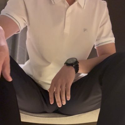 sss713906664080's profile picture. 