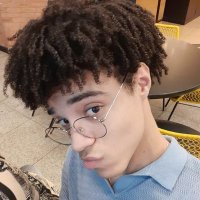 zo 🎧 (@yoncerabuda) 's Twitter Profile