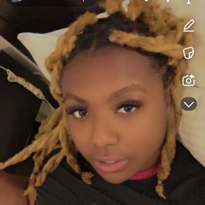 BNWO 🦋Your Favorite Ebony Siren here to lure you in, force your submission, and feed your obsession. 🦶🏾8.5 🔁 FINDOM ONLY 🚨Tribute NON-NEGOTIABLE