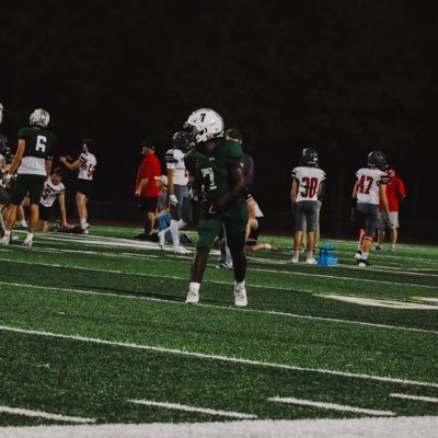 Student-athlete (Facs) • C/O27🎓• 5’6 • 150 • Rb/Wr/Db • dual sport athlete • (track) 40⏱️:4.55