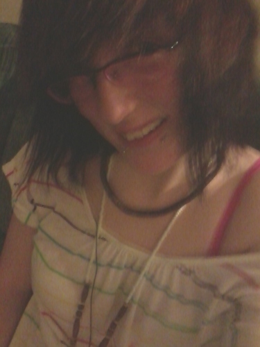 I'm Sara. Four Piercings. No tattoos. My hair colour varies. I get online too much. Bleeeh, just ask.