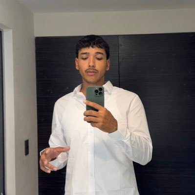 barackobeezyy's profile picture. arriba la kielsa