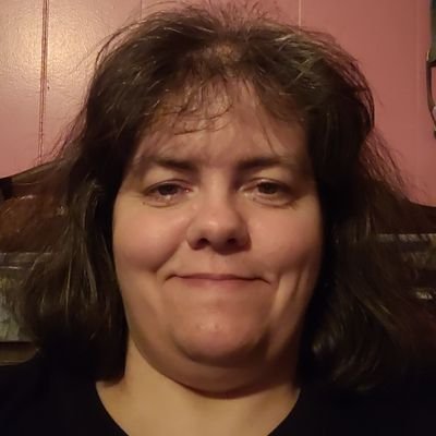 HolliCorne9995's profile picture. 