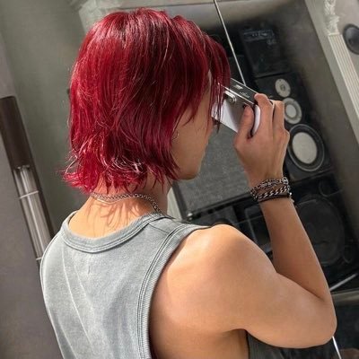 Hanvjin's profile picture. Loading . . 100% ! Whispers to butterflies, and naps under pixel skies ! 🫧🌤️☁