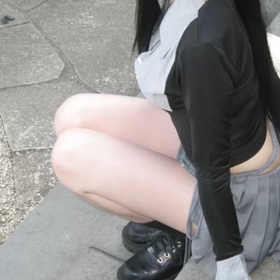 riirii0123's profile picture. 現役大学三年生 ドMです。@rrraan112←避難用