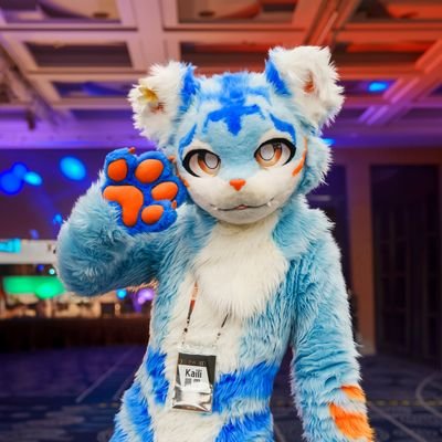 凱里 / Kaili
🧵 : @mofumofufursuit
ENG/KOR ⭕️
JAPANESE/CHINESE 📒🖊
我叫凱里。it's nice to meet you! let's be friends 💙