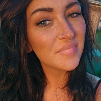 SamanthaRoecker's profile picture. I'm only here to react. :)
