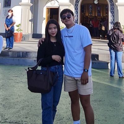 carbungcokrista's profile picture. Live Laugh Love