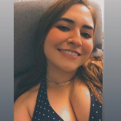 Coffee enthusiast. Vegan. Quiero ser Frank Sinatra pero no me sale. Just like other girls. She/Her.