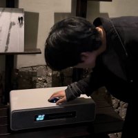 アット (@ahtblurx) 's Twitter Profile