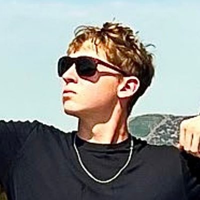 17 year old with ambition - Follow to support! https://t.co/6TJkNUEXCS