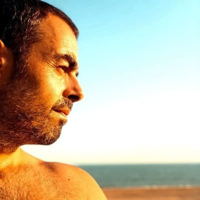 Choquero apasionado por el conocimiento, la ciencia 🧑🔬, el medio ambiente, el deporte ⛹️ y los viajes; amigo de sus amigos y no muy mala persona. I love 🎣.