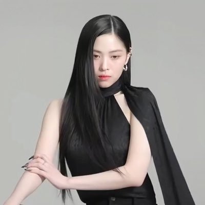 FREE PALESTINE šµšø | here for itzy and THEE center main rapper lead dancer actress fotg ace the loml #RYUJIN #ė„ģ§