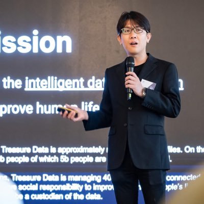 @TreasureData Co-Founder/CEO. Entrepreneur with the ♥ of Computer Science🖥 SaaS, Data & Privacy☁️ Tweets are mine.