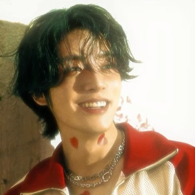 ur_bbycherry's profile picture.