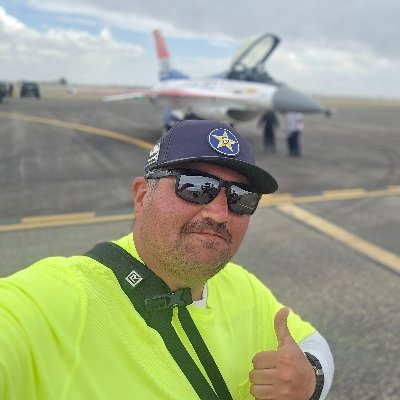 EricSVelasco1's profile picture. photographer, love baseball/football, I'm Patriot I love my country and proud to be an American 🇺🇸 and I'm always looking to the skies🤙
