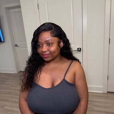 🇱🇷ig snapchat ➡️ @dimples4004 ⬅️ May9 ♉️ ♥ I'm a Proud African ☺️ from Liberia, West Africa