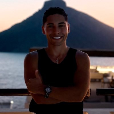 | Order flow trader | securities investor | entrepreneur | numismatist | athlete | business student | philosopher | none of my ideas are financial advice.