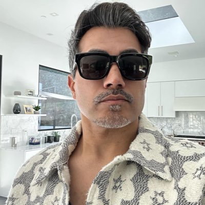 VegasFlaws's profile picture. Heart of love ❤️ loyalty pertains with blessing, work with us we ar here to bless you🤩