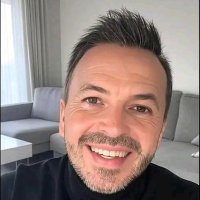 left sleeve (@saxonmusk8509) 's Twitter Profile