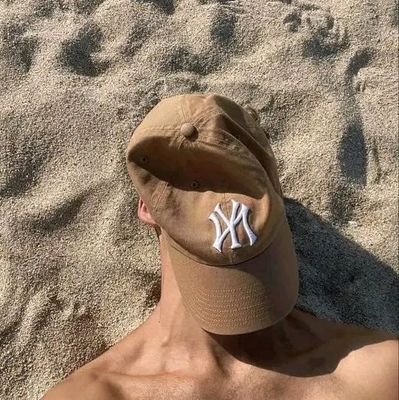 AdemoluH81501's profile picture. Criminologist ✊, Baker 🌚 ,  political Analyst 💥, Ai enthusiast 🤭💜, Omo Ibadan ponbele 🖤, A father 😊, liverpool🌒❤️.....