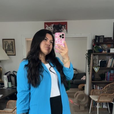 TweetlessLorena's profile picture. 33|Cats