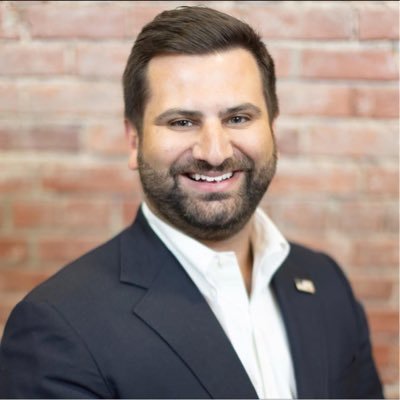 Erie County GOP Chairman. NY Senate GOP. Bills fan. Typo enthusiast. 👊 🇺🇸🔥