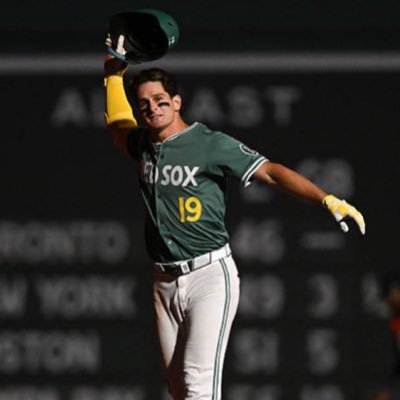 DavyJonesL0CKR's profile picture. Red Sox fan #keepRomandown.