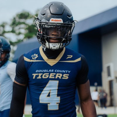 C/O 2027 Adryan Cole | 6’2 | 195lb| 4⭐️ DB | Douglas County| 3.4 GPA
