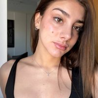 Lilly (@aiptum4b78i1ymi) 's Twitter Profile